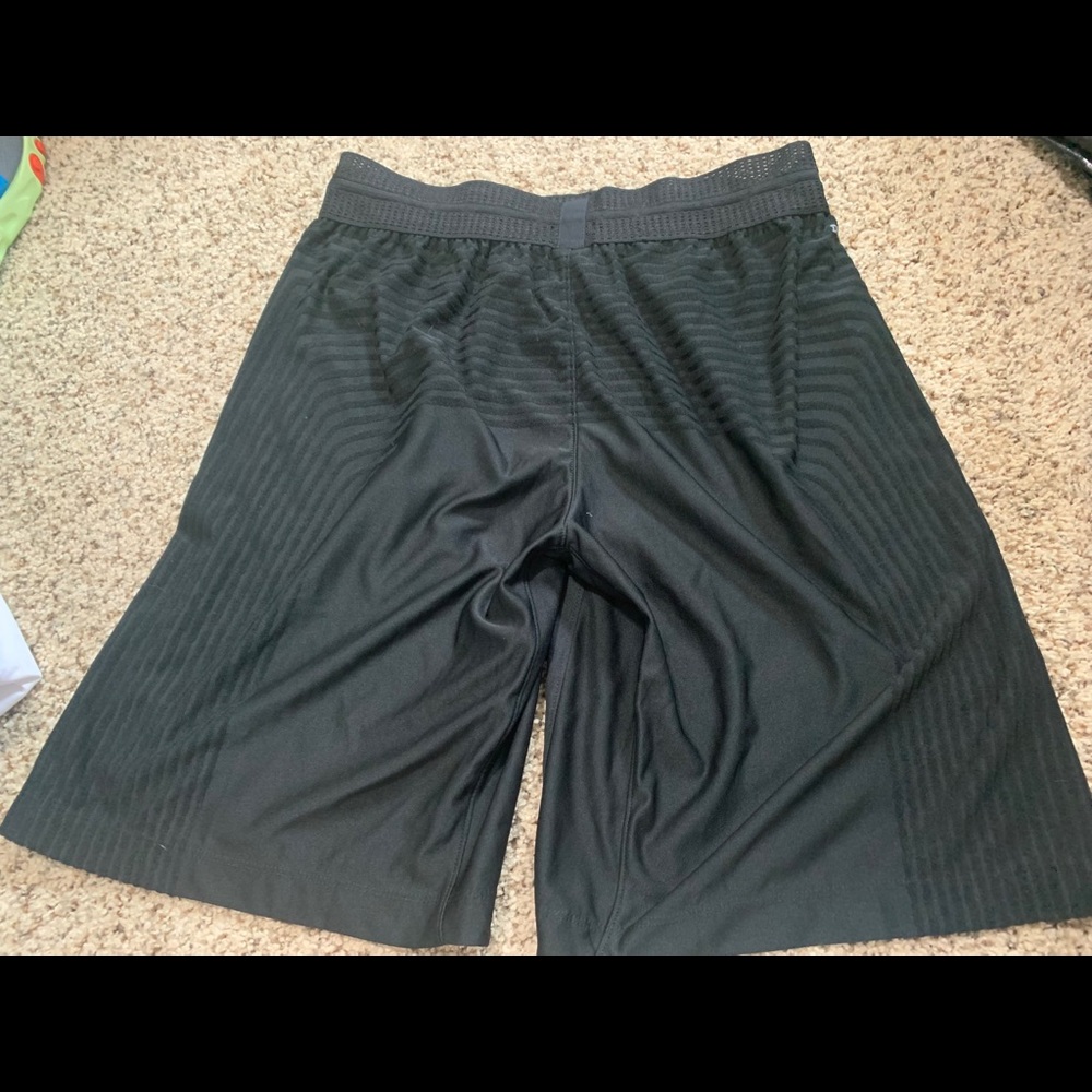 Jordan short - Picture 2 of 3